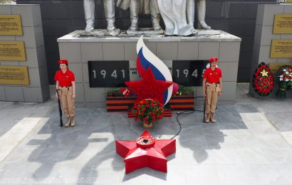 У Мемориала Славы установлена инсталляция «Звезда памяти»