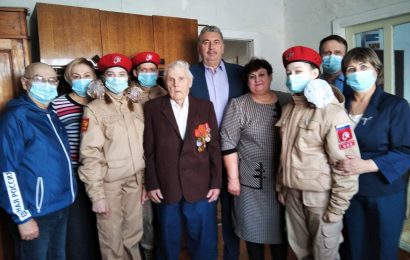 Поздравили с праздником ветерана ВОВ Акимова Вениамина Арсентьевича